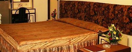 Shila International Hotel Kolkata Luaran gambar